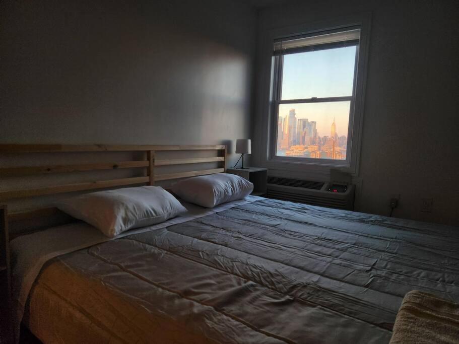 Luxurious 2 Bed ! Mins To Nyc! Lägenhet Union City Exteriör bild